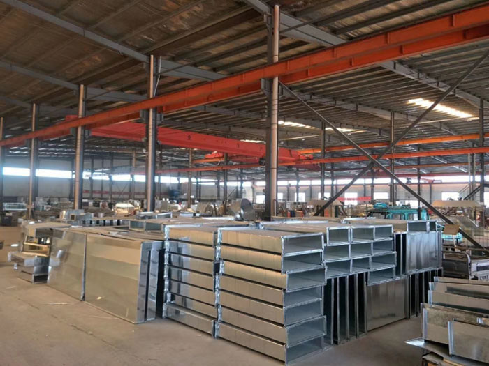 風(fēng)管車間一角